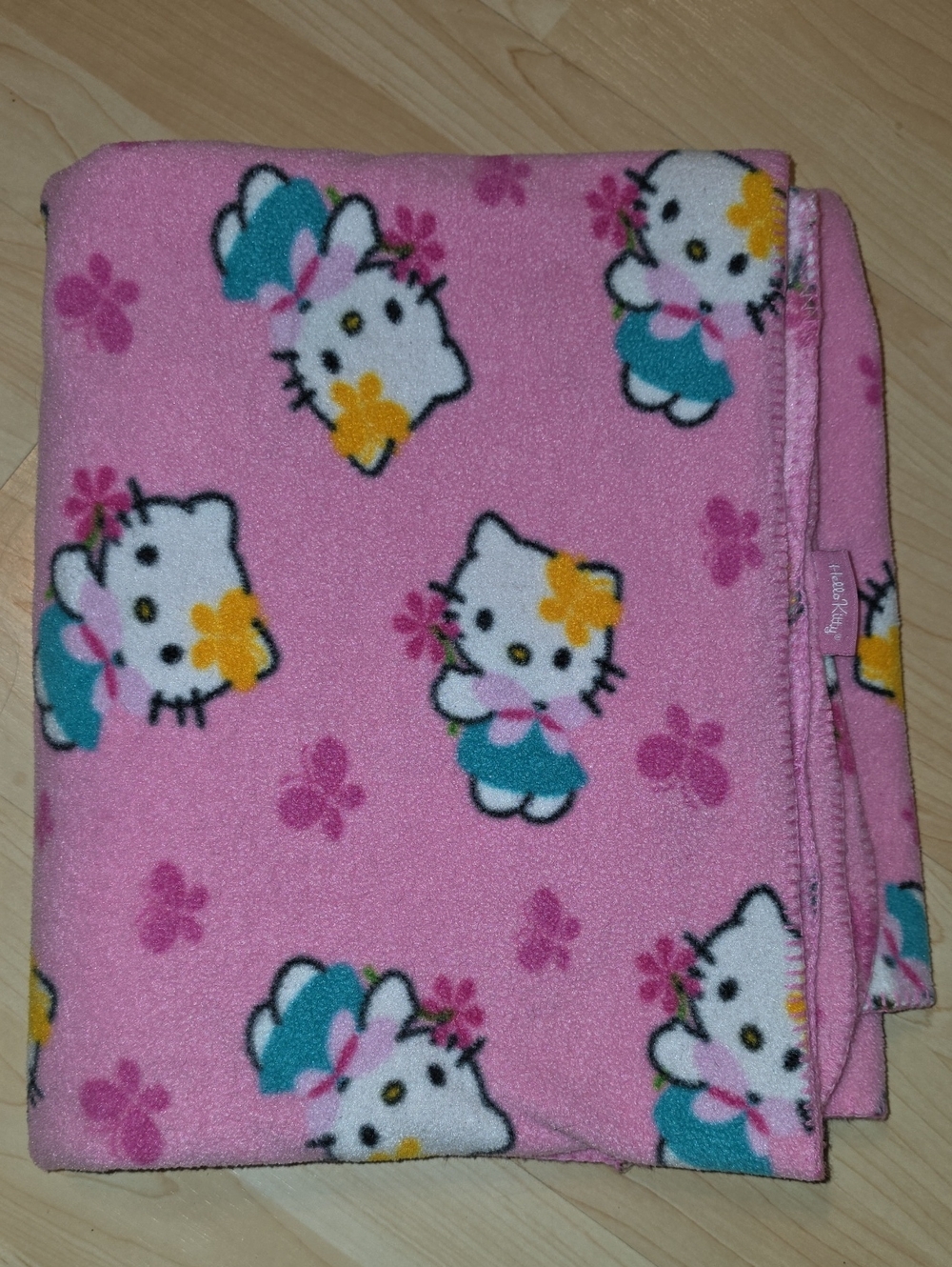 Vintage Y2k Hello Kitty Fleece Blanket - Soft Plush 4x6